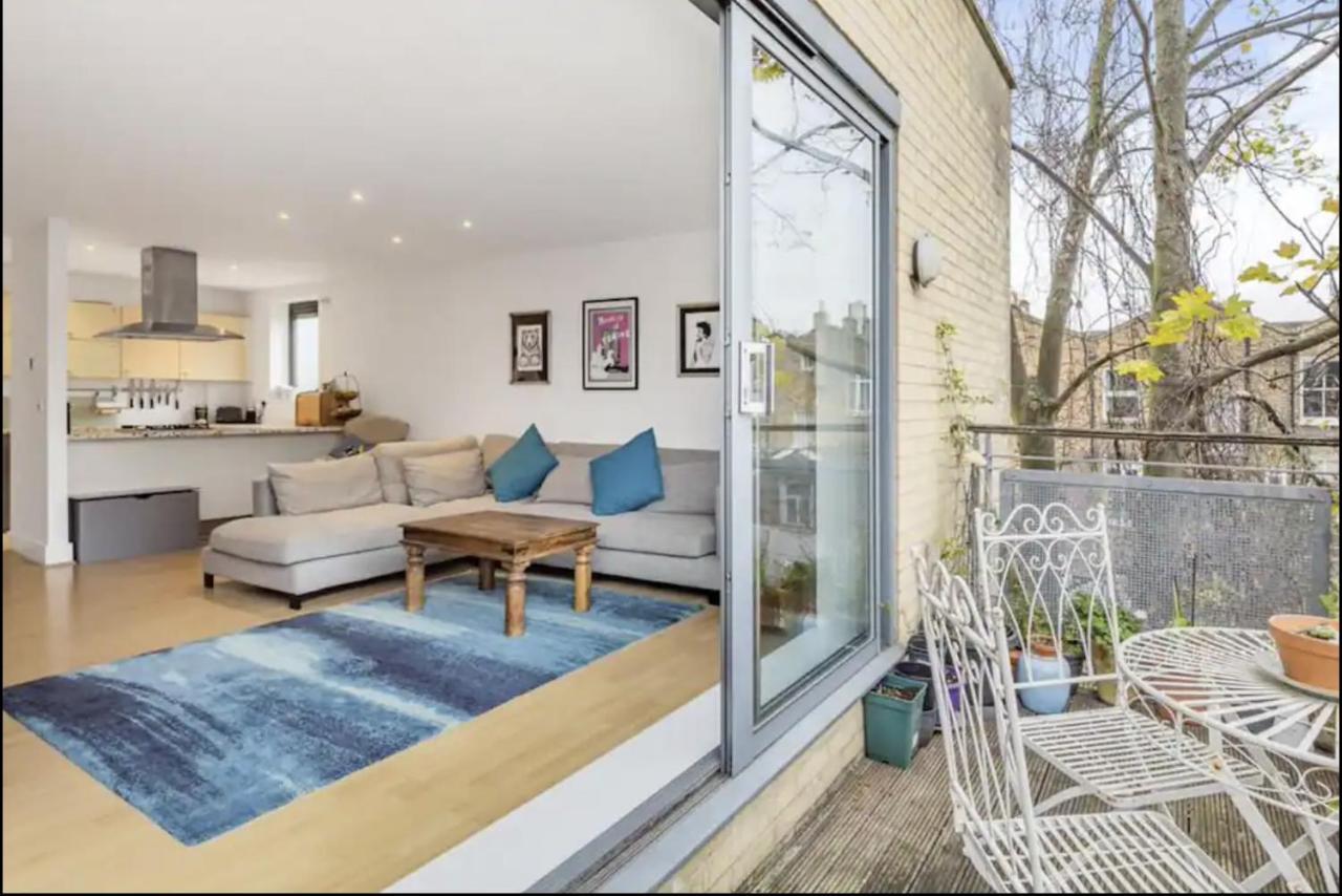 Spacious, Bright And Modern Flat In Holloway 伦敦 外观 照片